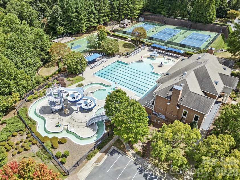 3432 Delamere Drive, Matthews, NC 28104.  MLS# CAR4385005, YatesRealty ID 26804. 