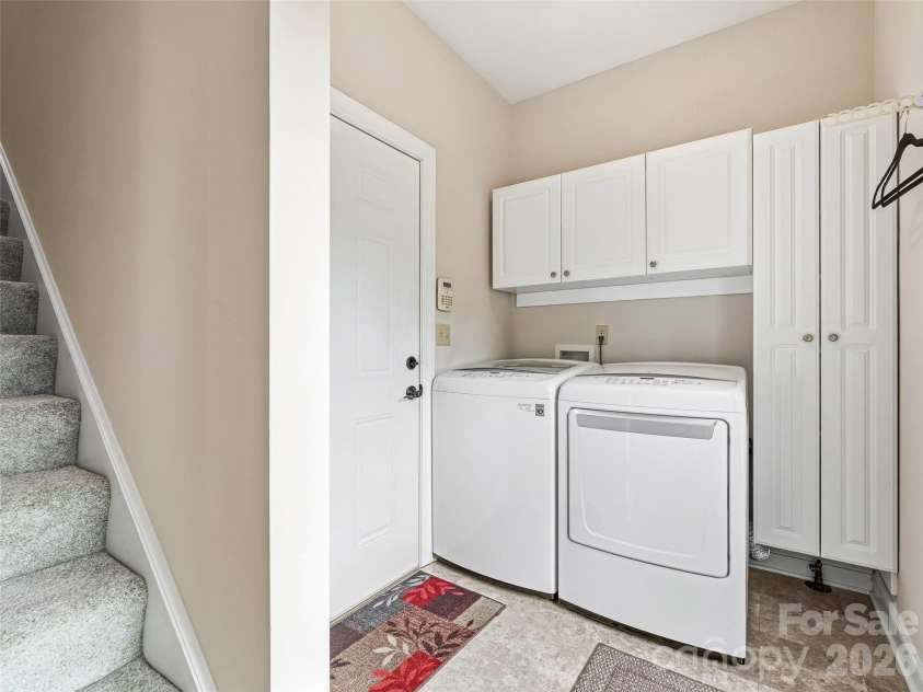 115 Flameleaf Lane, Laurel Park, NC 28739.  MLS# CAR4385424, YatesRealty ID 26805. 