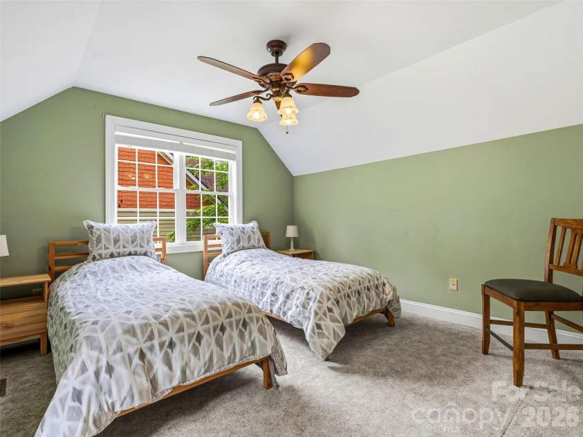 115 Flameleaf Lane, Laurel Park, NC 28739.  MLS# CAR4385424, YatesRealty ID 26805. 