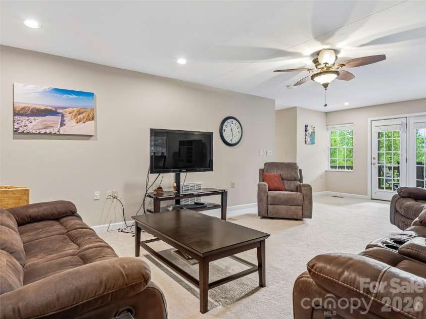 115 Flameleaf Lane, Laurel Park, NC 28739.  MLS# CAR4385424, YatesRealty ID 26805. 
