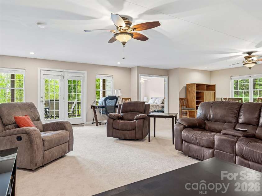 115 Flameleaf Lane, Laurel Park, NC 28739.  MLS# CAR4385424, YatesRealty ID 26805. 