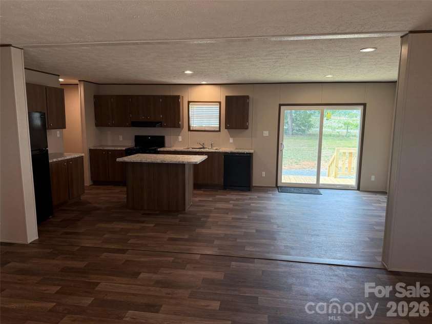 3932 Sunset Boulevard, Shelby, NC 28152.  MLS# CAR4379902, YatesRealty ID 26806. 