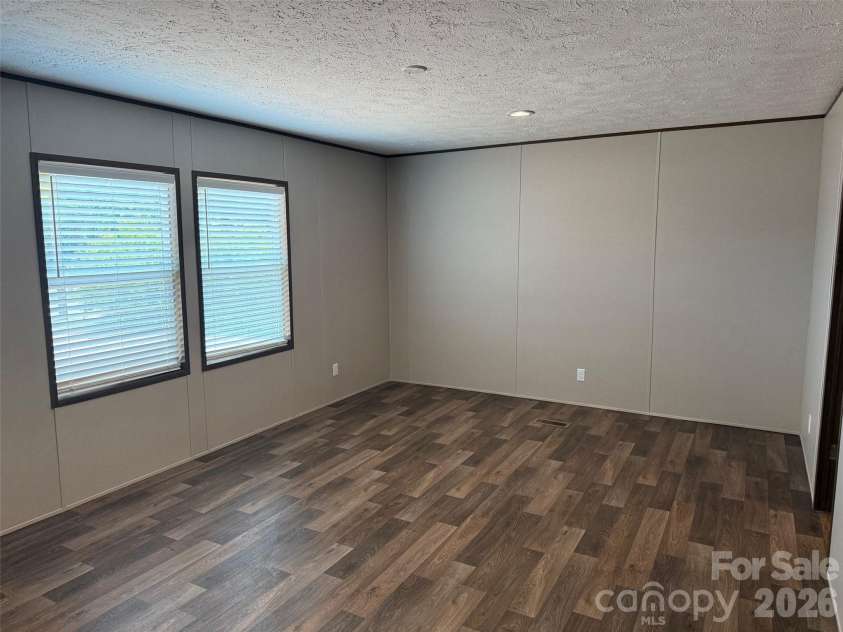 3932 Sunset Boulevard, Shelby, NC 28152.  MLS# CAR4379902, YatesRealty ID 26806. 