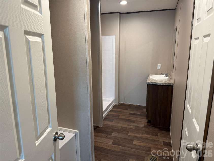 3932 Sunset Boulevard, Shelby, NC 28152.  MLS# CAR4379902, YatesRealty ID 26806. 