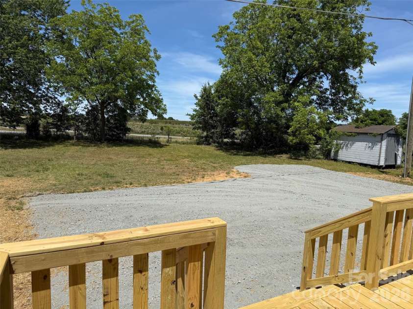 3932 Sunset Boulevard, Shelby, NC 28152.  MLS# CAR4379902, YatesRealty ID 26806. 