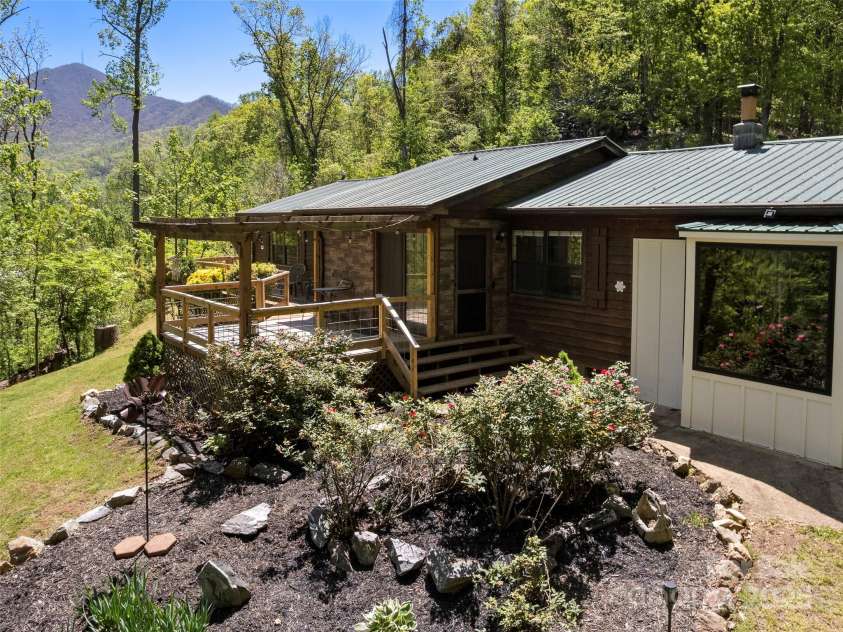 44 Sutton Knob Road, Candler, NC 28715.  MLS# CAR4252708, YatesRealty ID 26806. Incredible view of Mt. Pisgah