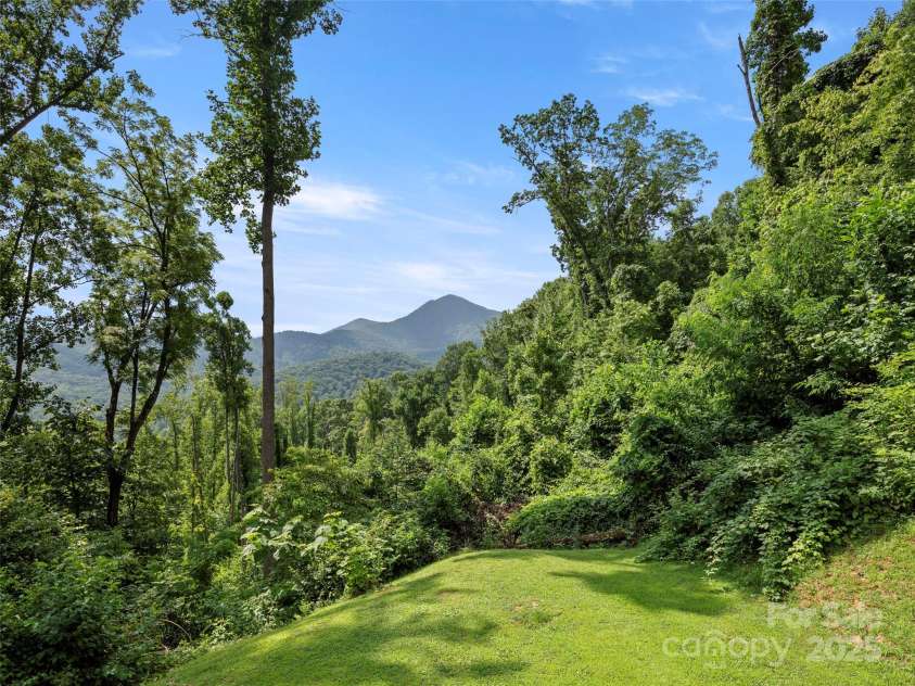 44 Sutton Knob Road, Candler, NC 28715.  MLS# CAR4252708, YatesRealty ID 26806. Mt. Pisgah