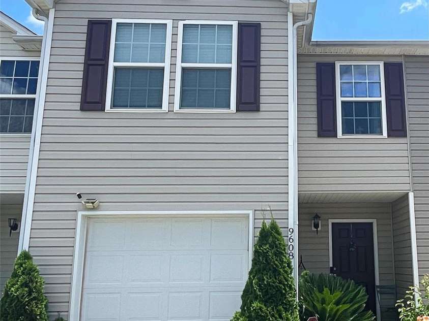 9608 Brackenview Court, Charlotte, NC 28214.  MLS# CAR4272787, YatesRealty ID 26807. 