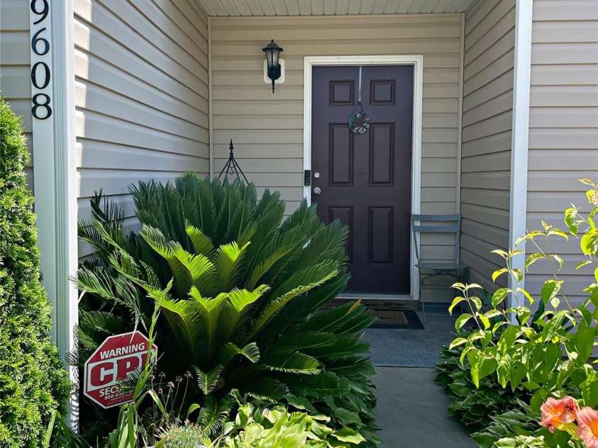 9608 Brackenview Court, Charlotte, NC 28214.  MLS# CAR4272787, YatesRealty ID 26807. 