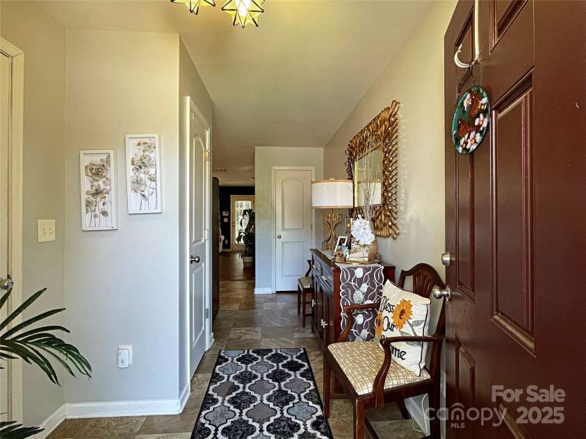 9608 Brackenview Court, Charlotte, NC 28214.  MLS# CAR4272787, YatesRealty ID 26807. 