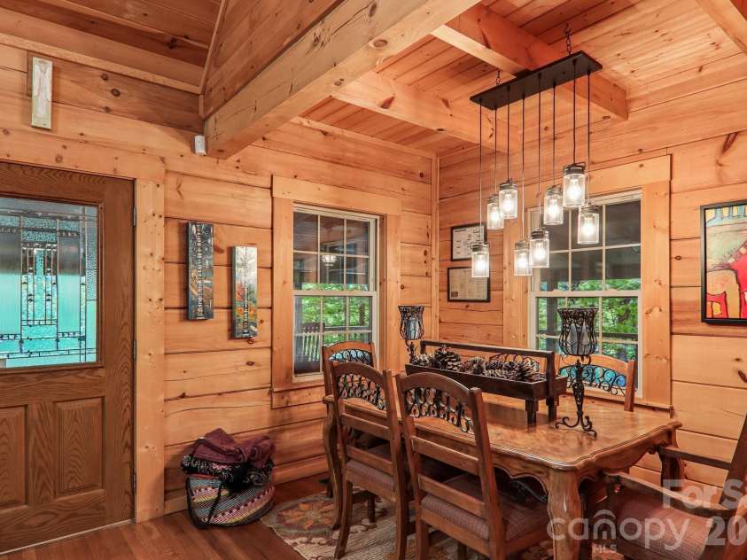 47 Lo Cove, Maggie Valley, NC 28751.  MLS# CAR4374472, YatesRealty ID 26808. 