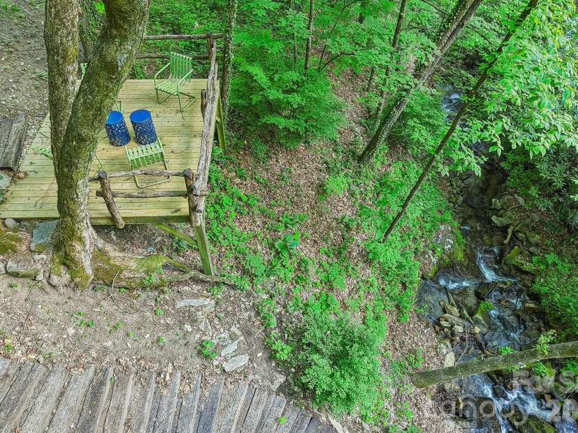 47 Lo Cove, Maggie Valley, NC 28751.  MLS# CAR4374472, YatesRealty ID 26808. 