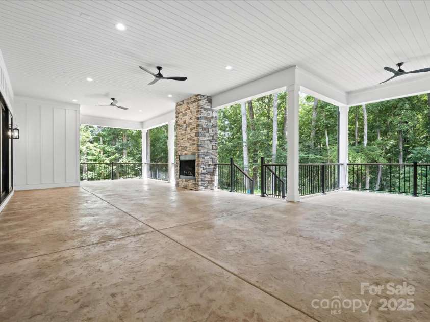 950 Nauvasse Trail, Fort Mill, SC 29715.  MLS# CAR4280299, YatesRealty ID 26808. Back Porch