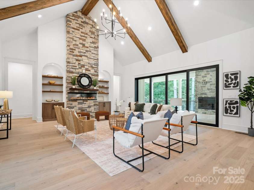 950 Nauvasse Trail, Fort Mill, SC 29715.  MLS# CAR4280299, YatesRealty ID 26808. Great Room
