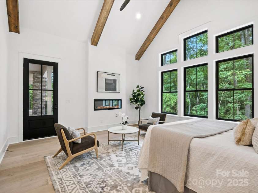 950 Nauvasse Trail, Fort Mill, SC 29715.  MLS# CAR4280299, YatesRealty ID 26808. Primary Bedroom