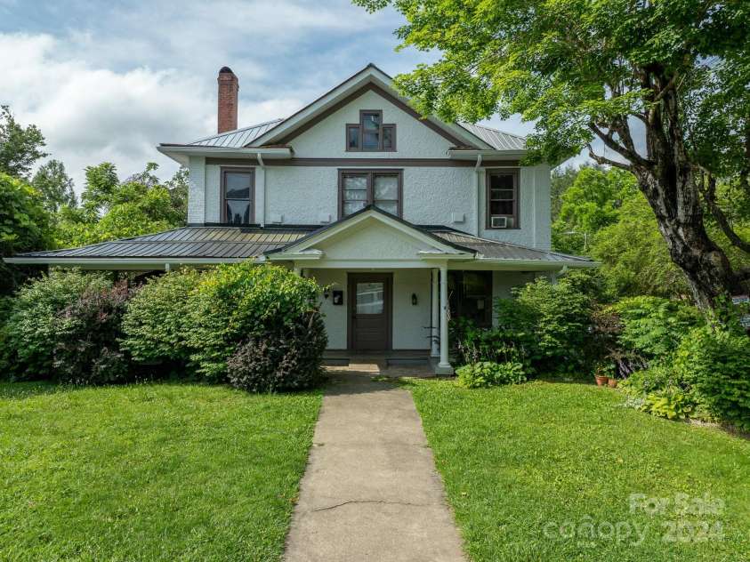 187 Jordan Street, Brevard, NC 28712.  MLS# CAR4152664, YatesRealty ID 2681. 