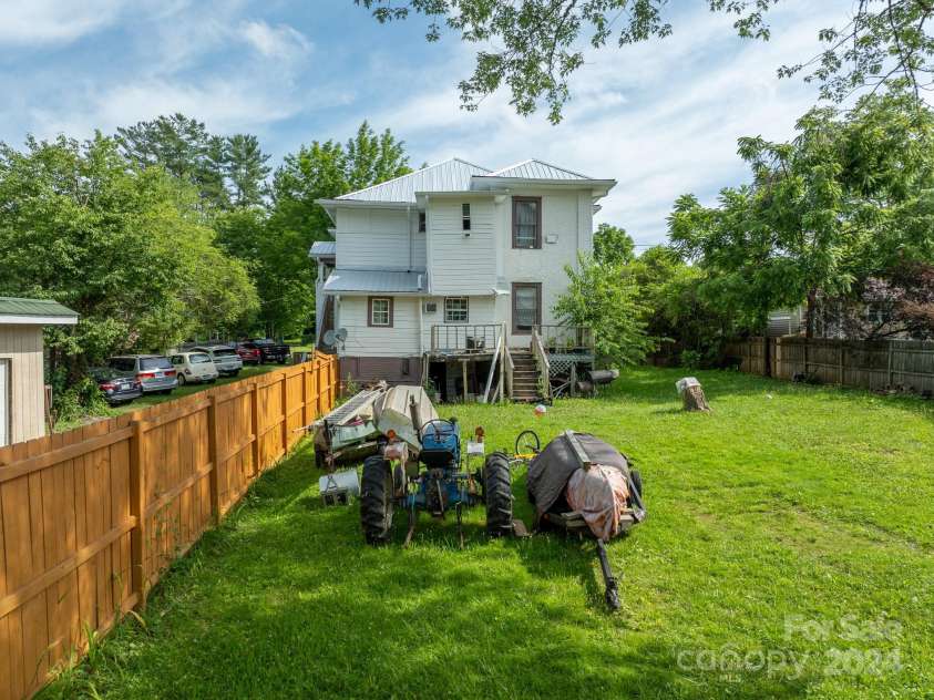 187 Jordan Street, Brevard, NC 28712.  MLS# CAR4152664, YatesRealty ID 2681. 