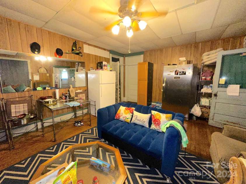 187 Jordan Street, Brevard, NC 28712.  MLS# CAR4152664, YatesRealty ID 2681. 