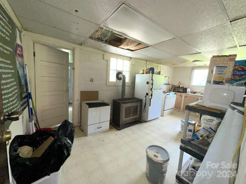 187 Jordan Street, Brevard, NC 28712.  MLS# CAR4152664, YatesRealty ID 2681. 