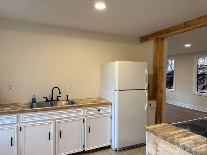 54 Big Bear Drive, Pisgah Forest, NC 28768.  MLS# CAR4339818, YatesRealty ID 2681. 