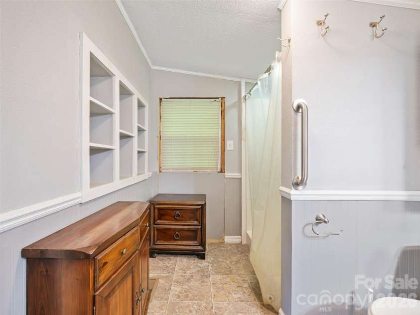 1331 Georges Fork Road, Burnsville, NC 28714.  MLS# CAR4381041, YatesRealty ID 26810. 