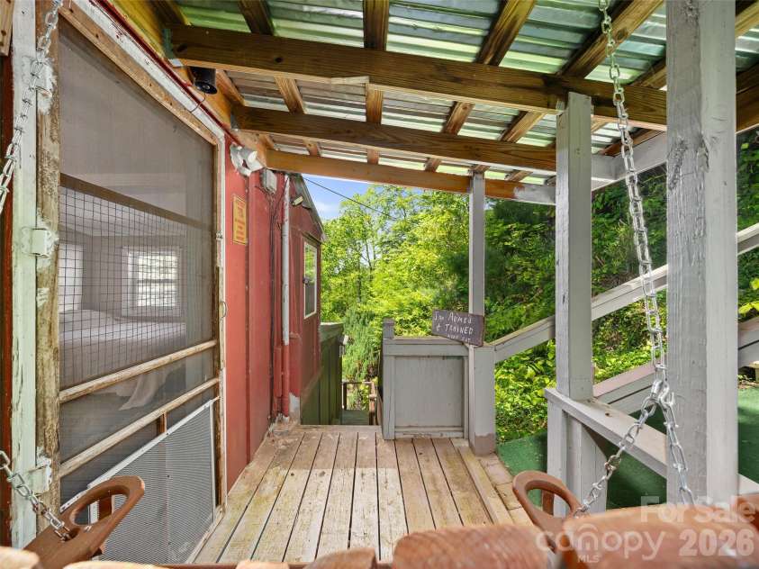 1331 Georges Fork Road, Burnsville, NC 28714.  MLS# CAR4381041, YatesRealty ID 26810. 