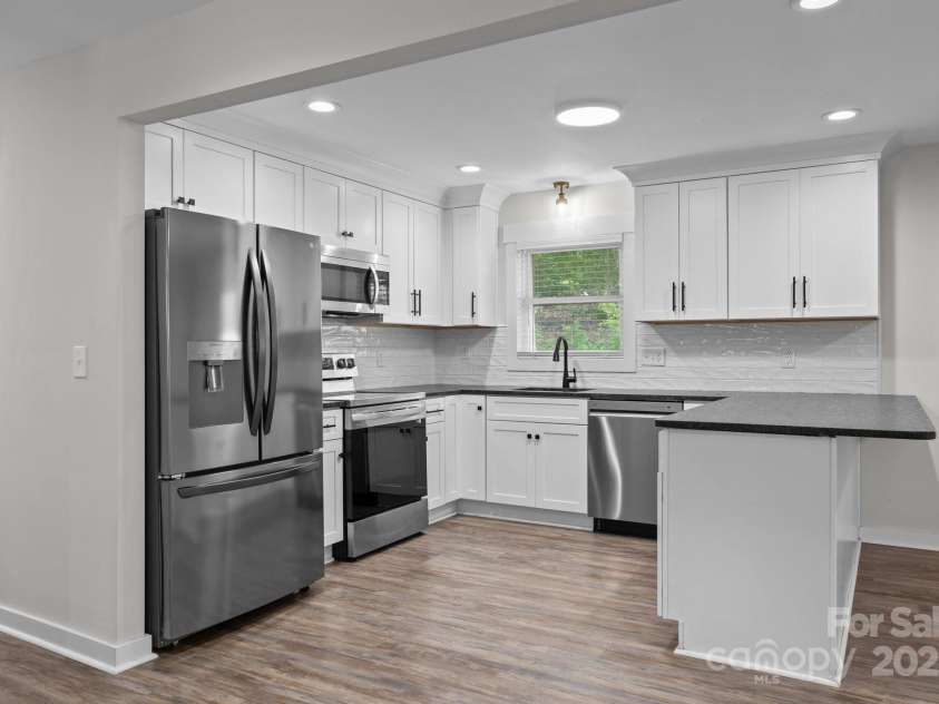 204 Kendall Street, Norwood, NC 28128.  MLS# CAR4279004, YatesRealty ID 26810. 