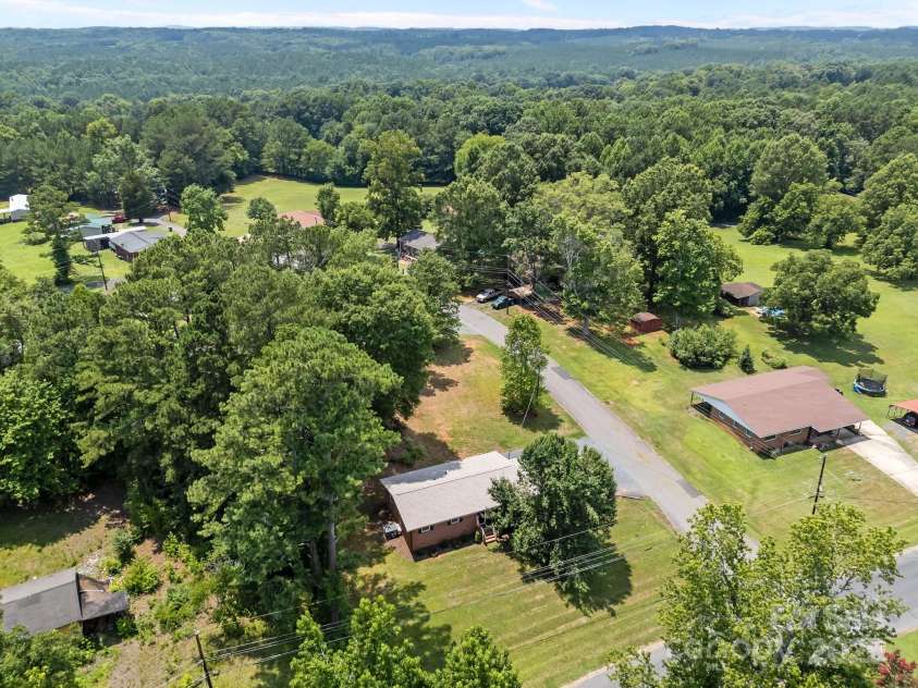 204 Kendall Street, Norwood, NC 28128.  MLS# CAR4279004, YatesRealty ID 26810. 