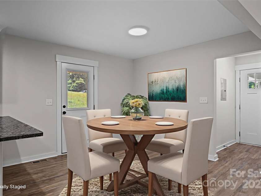 204 Kendall Street, Norwood, NC 28128.  MLS# CAR4279004, YatesRealty ID 26810. Dining Area - Virtually Staged
