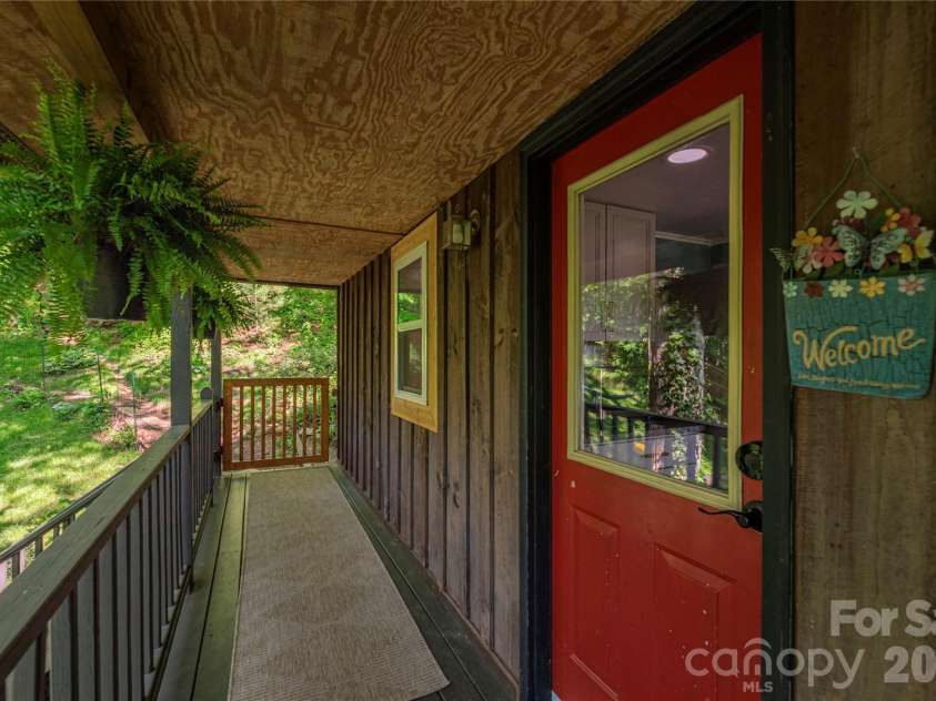 154 Timberside Drive, Mars Hill, NC 28754.  MLS# CAR4383911, YatesRealty ID 26811. 