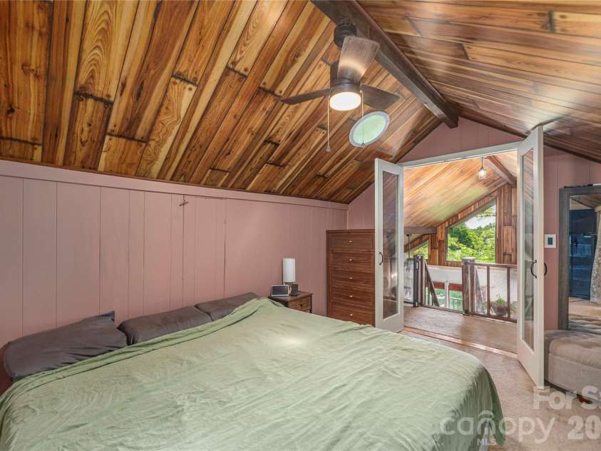 154 Timberside Drive, Mars Hill, NC 28754.  MLS# CAR4383911, YatesRealty ID 26811. 