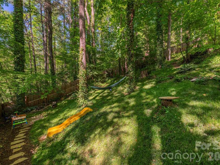 154 Timberside Drive, Mars Hill, NC 28754.  MLS# CAR4383911, YatesRealty ID 26811. 