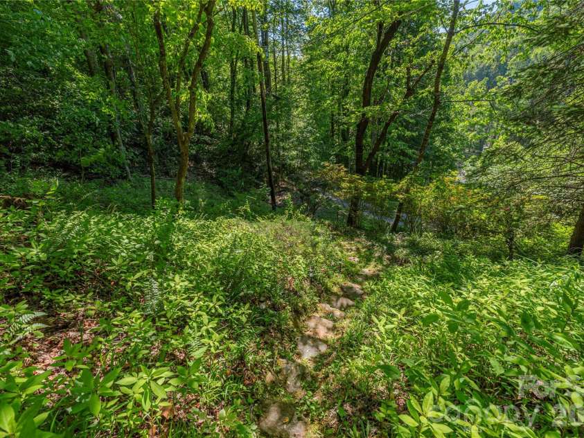 154 Timberside Drive, Mars Hill, NC 28754.  MLS# CAR4383911, YatesRealty ID 26811. 