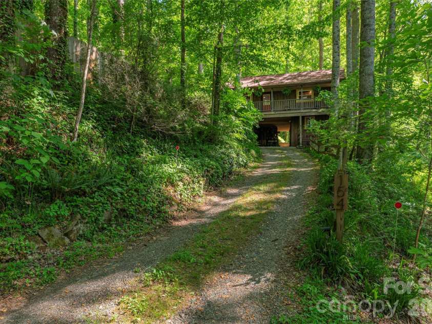 154 Timberside Drive, Mars Hill, NC 28754.  MLS# CAR4383911, YatesRealty ID 26811. 