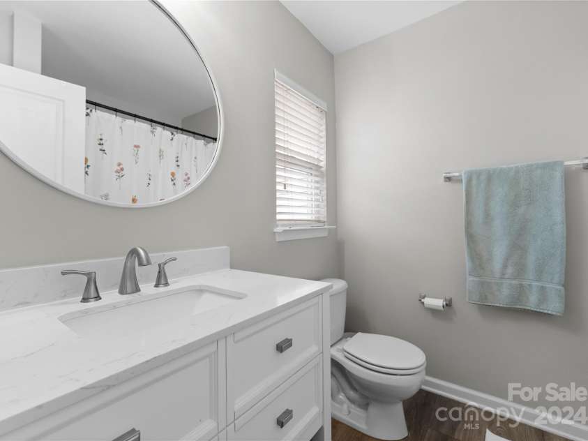 540 Fawnborough Court, Rock Hill, SC 29732.  MLS# CAR4181128, YatesRealty ID 26811. Primary en-suite bathroom
