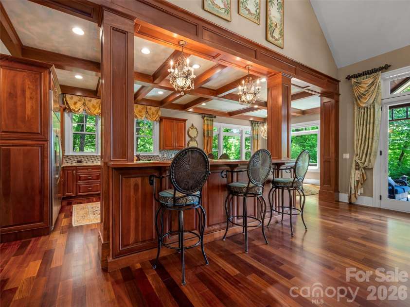 161 Chattooga Run, Hendersonville, NC 28739.  MLS# CAR4385295, YatesRealty ID 26812. 