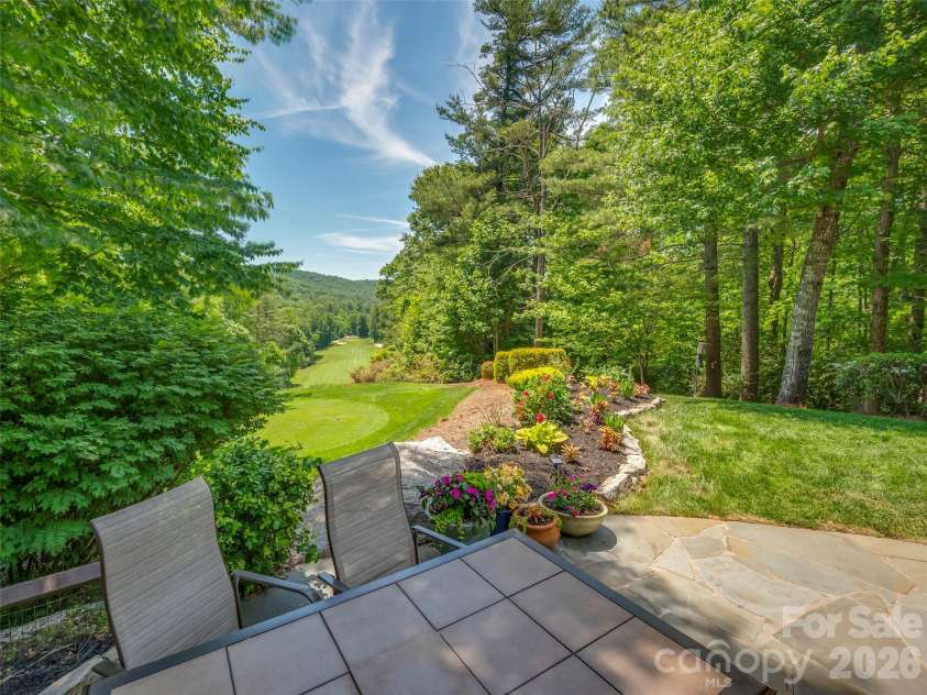 161 Chattooga Run, Hendersonville, NC 28739.  MLS# CAR4385295, YatesRealty ID 26812. 