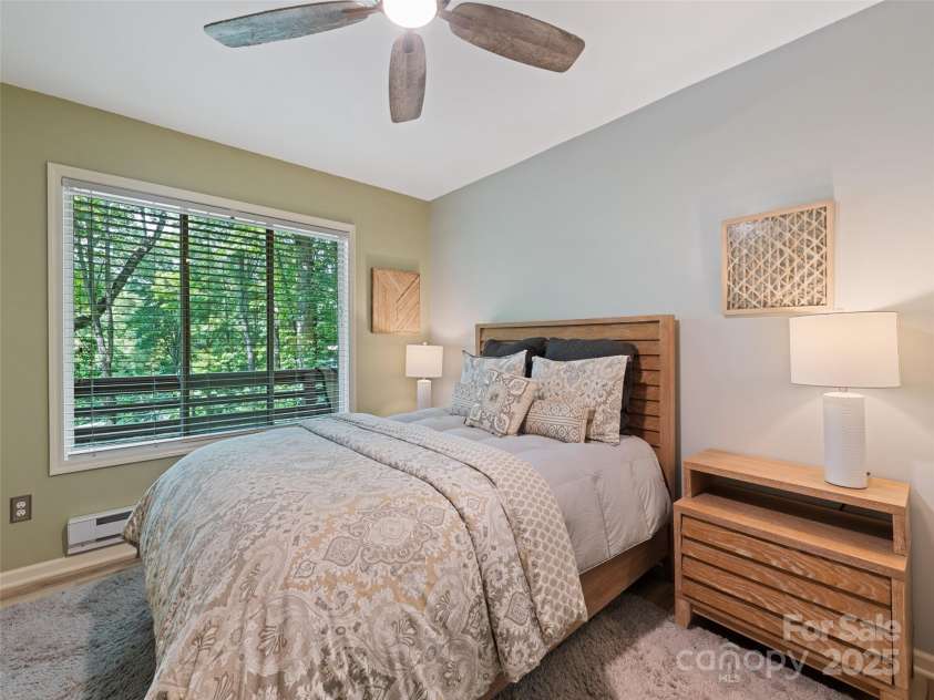 76 Shirley Drive, Maggie Valley, NC 28751.  MLS# CAR4256941, YatesRealty ID 26812. 