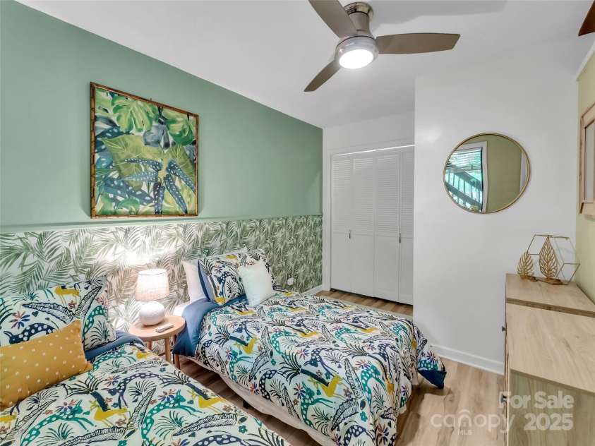 76 Shirley Drive, Maggie Valley, NC 28751.  MLS# CAR4256941, YatesRealty ID 26812. 