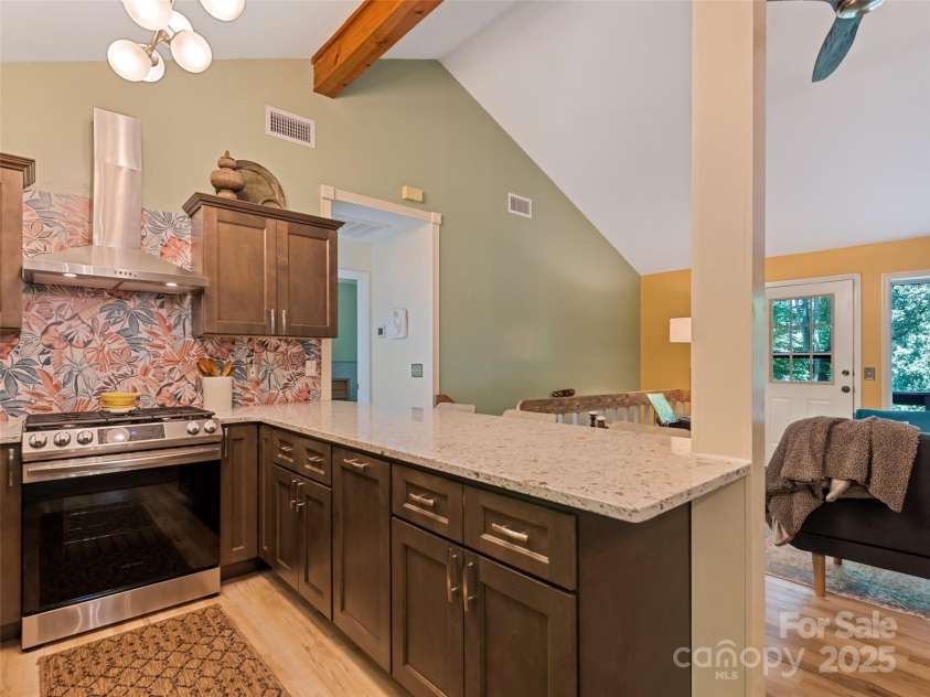 76 Shirley Drive, Maggie Valley, NC 28751.  MLS# CAR4256941, YatesRealty ID 26812. 