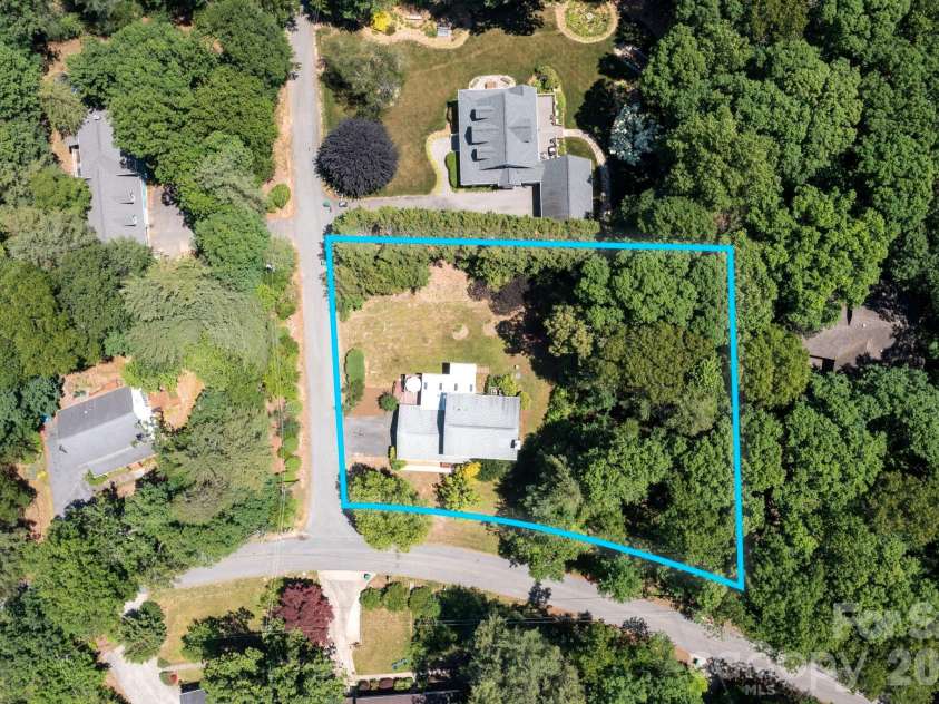 109 Lovers Loop Road, Asheville, NC 28803.  MLS# CAR4380982, YatesRealty ID 26814. Large corner lot has privacy from neighbors