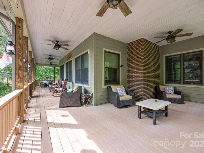 305 Pound Mill Branch Road, Green Mountain, NC 28740.  MLS# CAR4268058, YatesRealty ID 26814. 