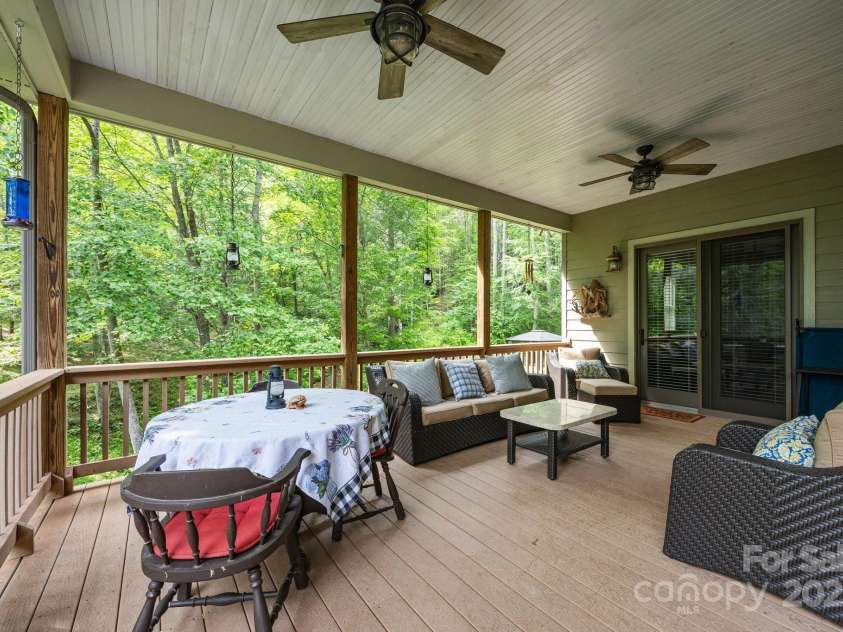305 Pound Mill Branch Road, Green Mountain, NC 28740.  MLS# CAR4268058, YatesRealty ID 26814. 