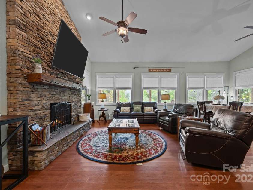 305 Pound Mill Branch Road, Green Mountain, NC 28740.  MLS# CAR4268058, YatesRealty ID 26814. 