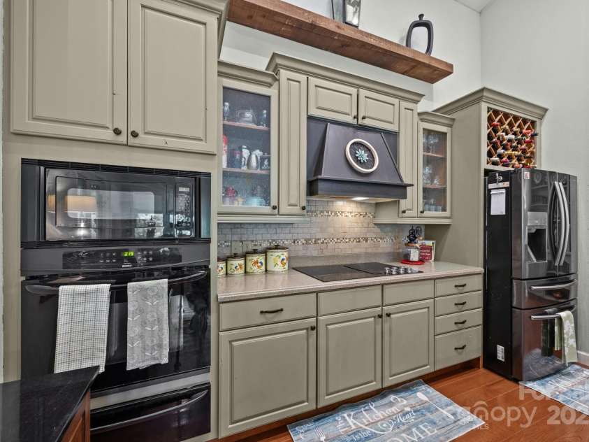 305 Pound Mill Branch Road, Green Mountain, NC 28740.  MLS# CAR4268058, YatesRealty ID 26814. 
