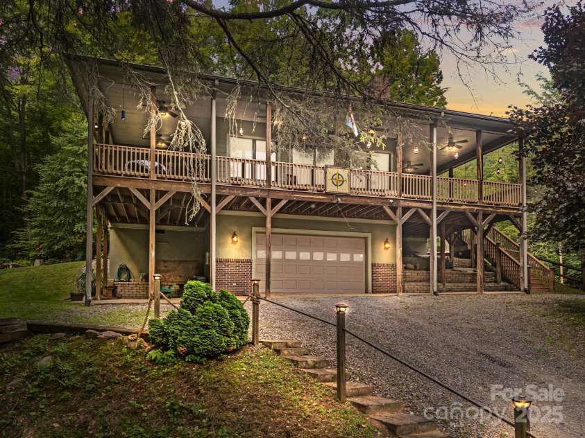 305 Pound Mill Branch Road, Green Mountain, NC 28740.  MLS# CAR4268058, YatesRealty ID 26814. 