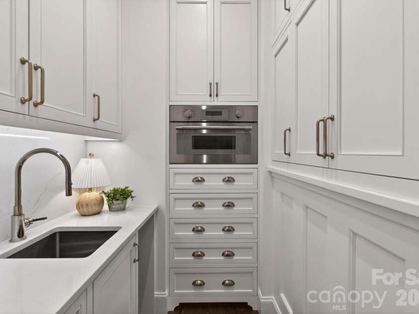 406 Creeping Cedar Court, Waxhaw, NC 28173.  MLS# CAR4385727, YatesRealty ID 26815. 
