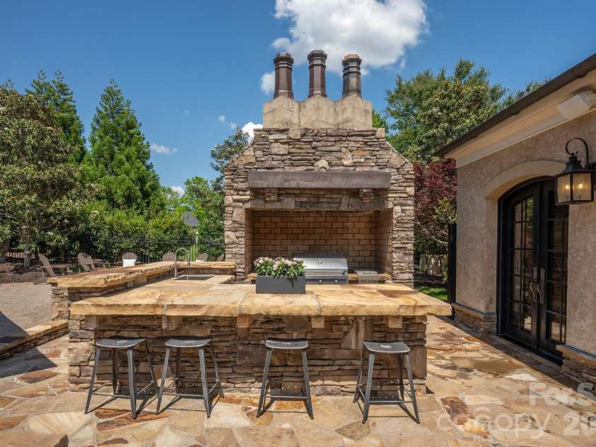406 Creeping Cedar Court, Waxhaw, NC 28173.  MLS# CAR4385727, YatesRealty ID 26815. 