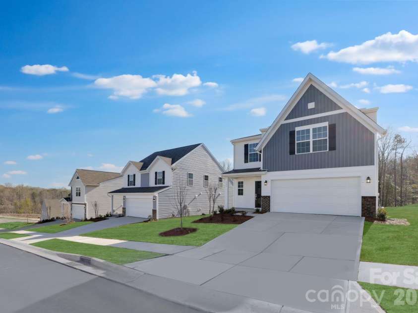 700 Espresso Drive, Shelby, NC 28152.  MLS# CAR4343609, YatesRealty ID 26816. 