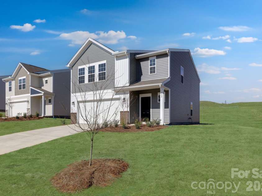 700 Espresso Drive, Shelby, NC 28152.  MLS# CAR4343609, YatesRealty ID 26816. 